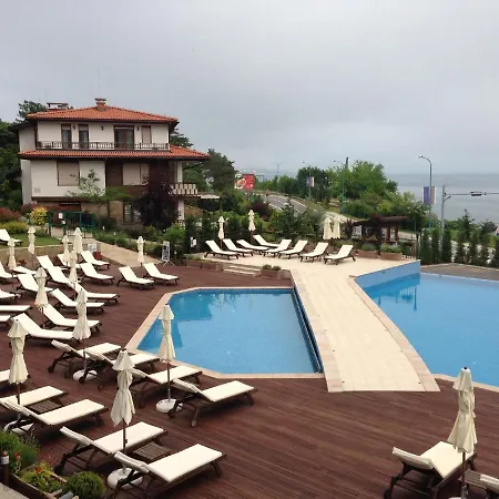 Summer Host Santa Marina Apartment
